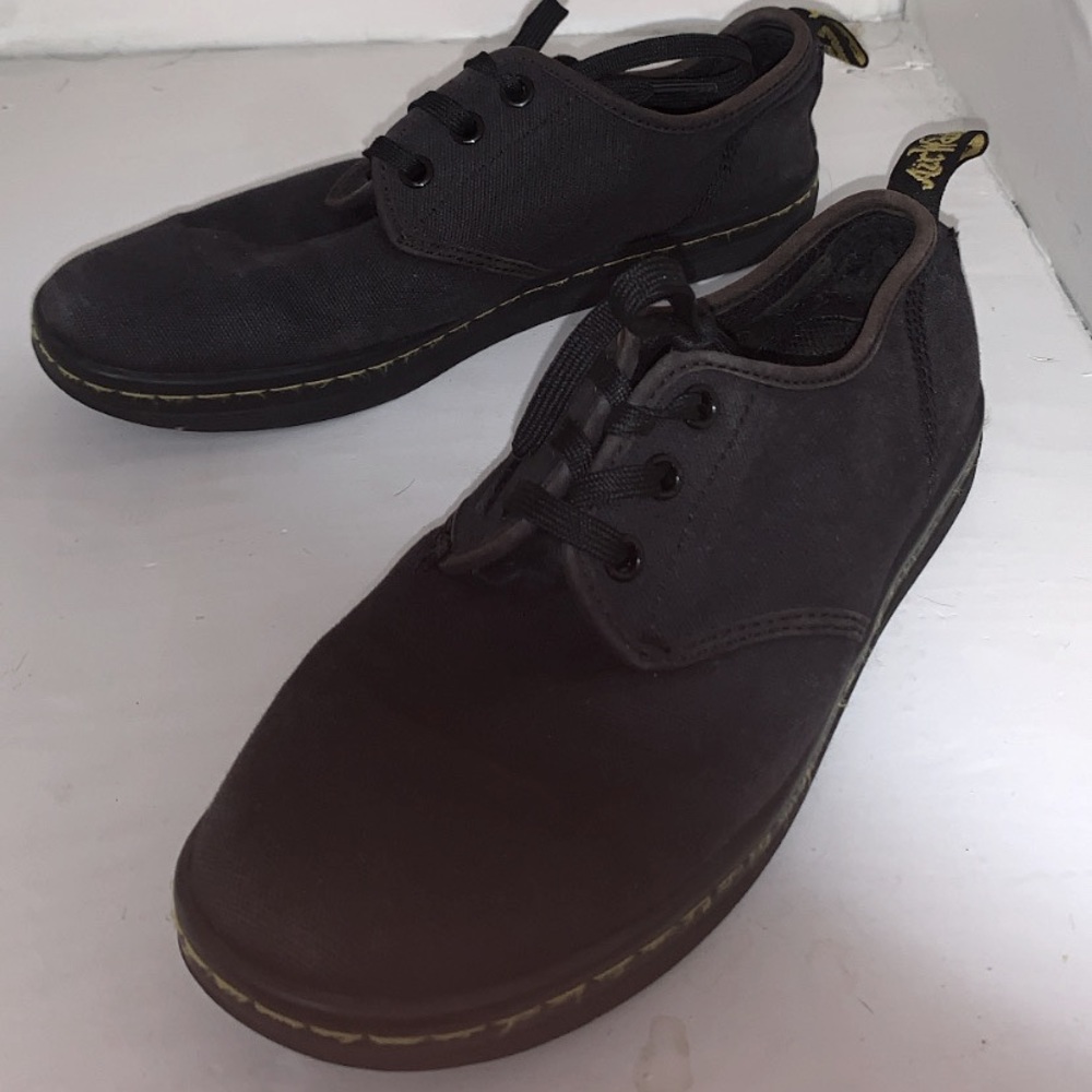 low top dr. marten’s